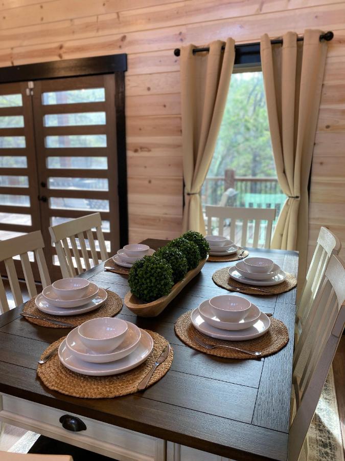 New Luxury Cabin, Hot Tub, Forest Views,Hotel Style Amenities Broken Bow Exterior foto